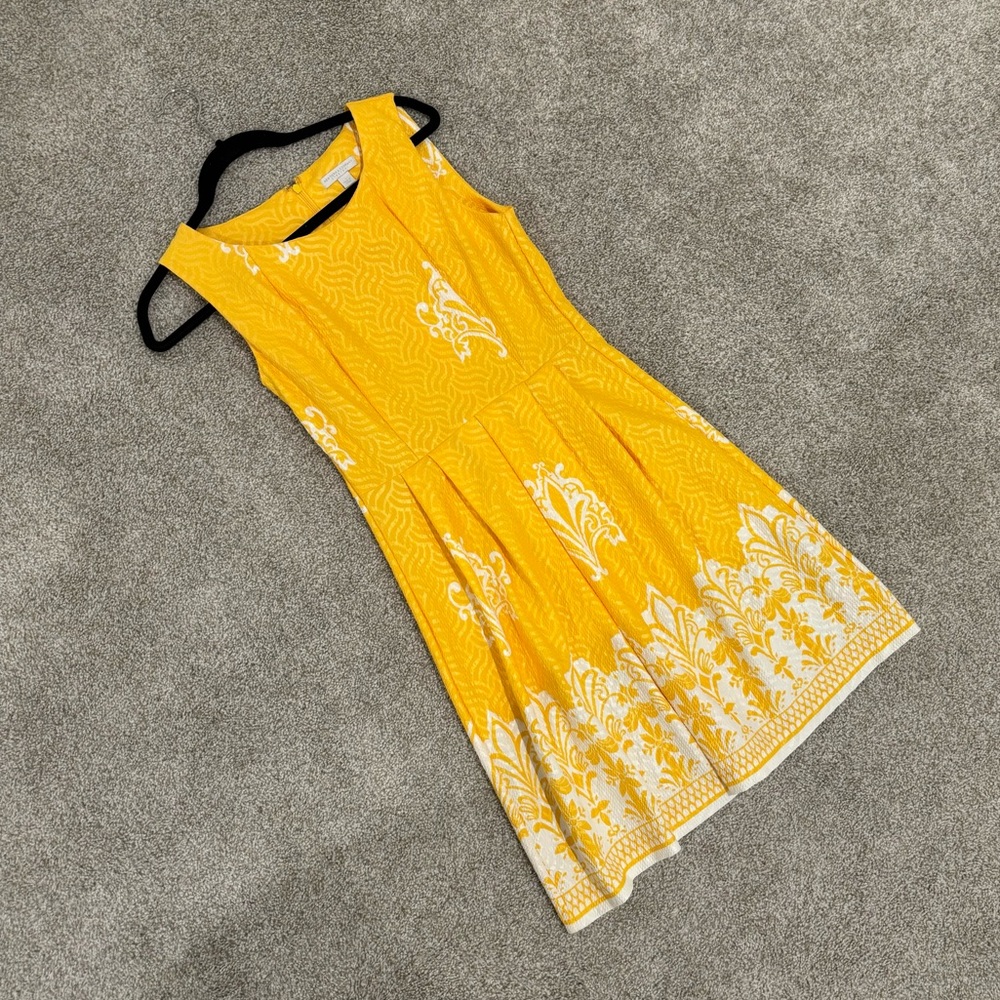 New York & Company Yellow stretch dress (Size S)